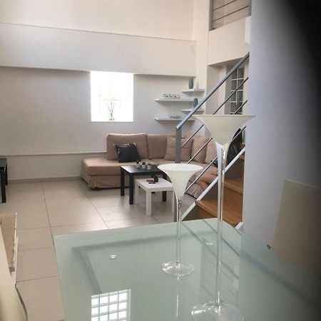 Maisonette Lux Modern Next To Metro Kerameikos 3 Rooms Афины Экстерьер фото